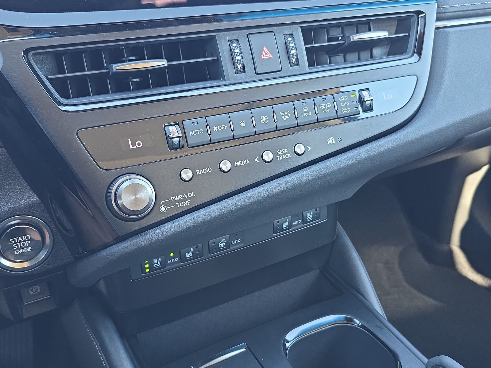Used 2025 Lexus ES 350 w/ Premium Package FWD image 21