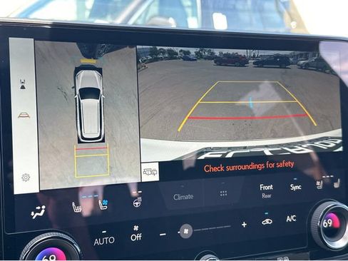 New 2026 Lexus TX 500h AWD image 29