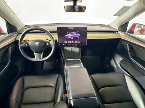 Used 2023 Tesla Model Y Long Range image 28