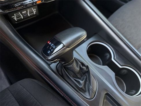 Used 2023 Dodge Durango GT image 16