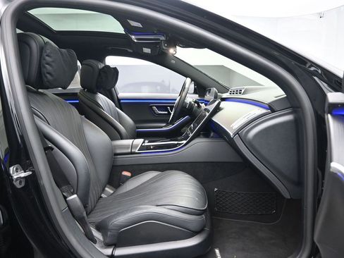 Used 2023 Mercedes-Benz S 580 4MATIC Sedan image 26