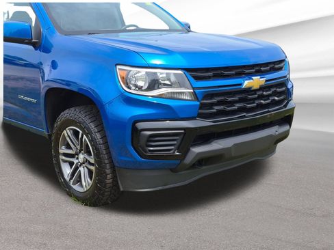 Used 2021 Chevrolet Colorado W/T w/ Custom Special Edition AWD/4WD image 37