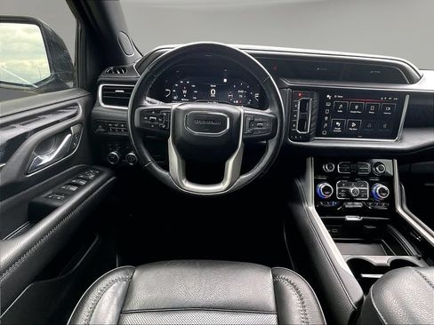 Used 2022 GMC Yukon Denali AWD/4WD image 10