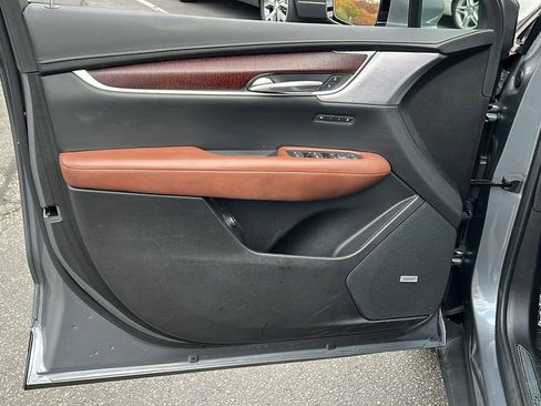 Used 2022 Cadillac XT5 Premium Luxury image 20