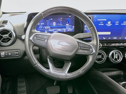 Used 2024 Chevrolet Blazer EV LT AWD/4WD image 18