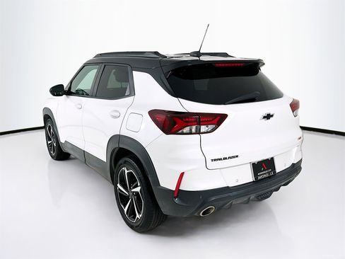 Used 2021 Chevrolet TrailBlazer RS w/ Sun and Liftgate Package image 6