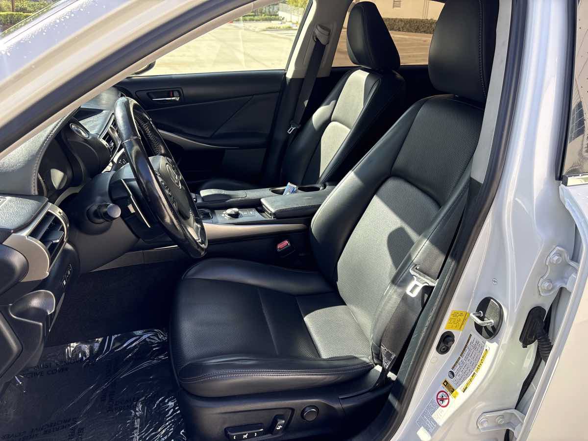 Used 2015 Lexus IS 250 w/ Navigation System Package RWD image 19