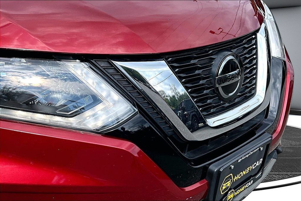 Used 2020 Nissan Rogue SV AWD/4WD image 33