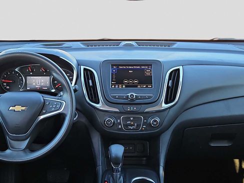 Used 2023 Chevrolet Equinox LT image 15