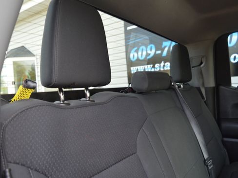 Used 2021 Chevrolet Silverado 1500 Custom image 23