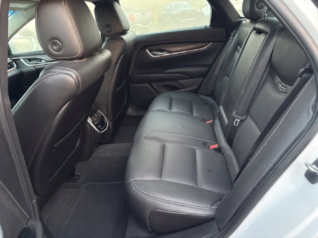 Used 2018 Cadillac XTS Luxury AWD/4WD image 9