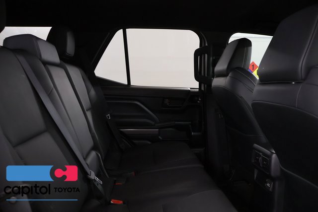 Certified 2026 Toyota 4Runner TRD Off-Road Premium AWD/4WD image 32