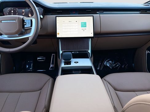 New 2026 Land Rover Range Rover SE AWD/4WD image 19