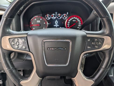 Used 2016 GMC Sierra 2500 Denali w/ Duramax Plus Package AWD/4WD image 18