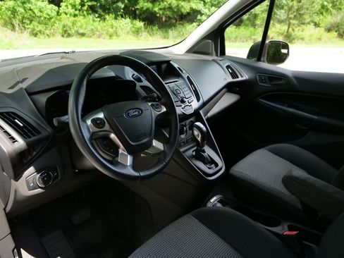 Used 2015 Ford Transit Connect XL FWD image 2