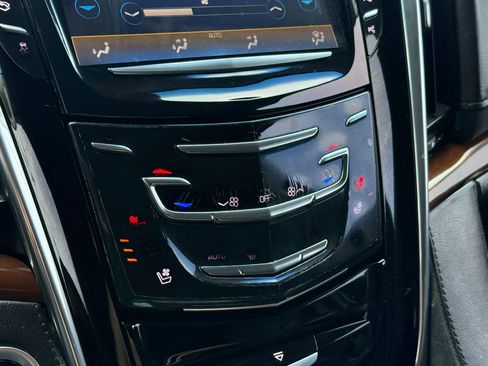 Used 2017 Cadillac Escalade Luxury AWD/4WD image 39