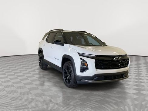 New 2026 Chevrolet Equinox LT w/ Convenience Package II AWD/4WD image 2