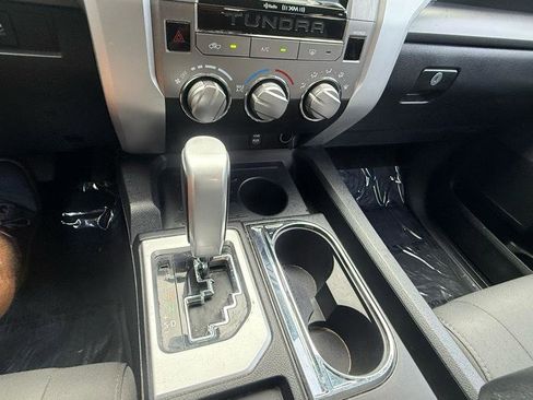 Used 2017 Toyota Tundra SR5 w/ SR5 Upgrade Package RWD image 46