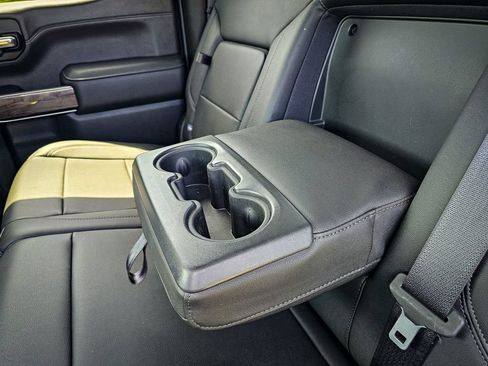 Used 2022 Chevrolet Silverado 1500 LTZ w/ LTZ Premium Package AWD/4WD image 36