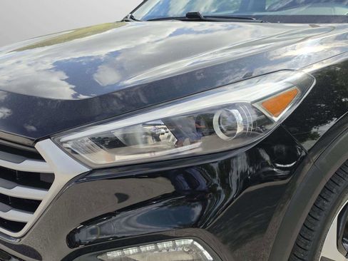 Used 2018 Hyundai Tucson Value FWD image 38