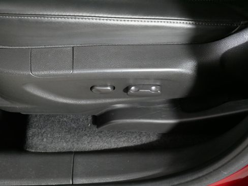 Used 2018 Buick Encore Preferred AWD/4WD image 20