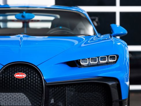 Used 2021 Bugatti Chiron Pur Sport image 51