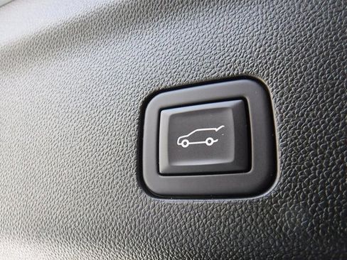 Used 2023 Chevrolet Tahoe Premier image 49