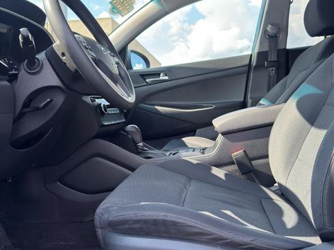 Used 2020 Hyundai Tucson Value FWD image 8