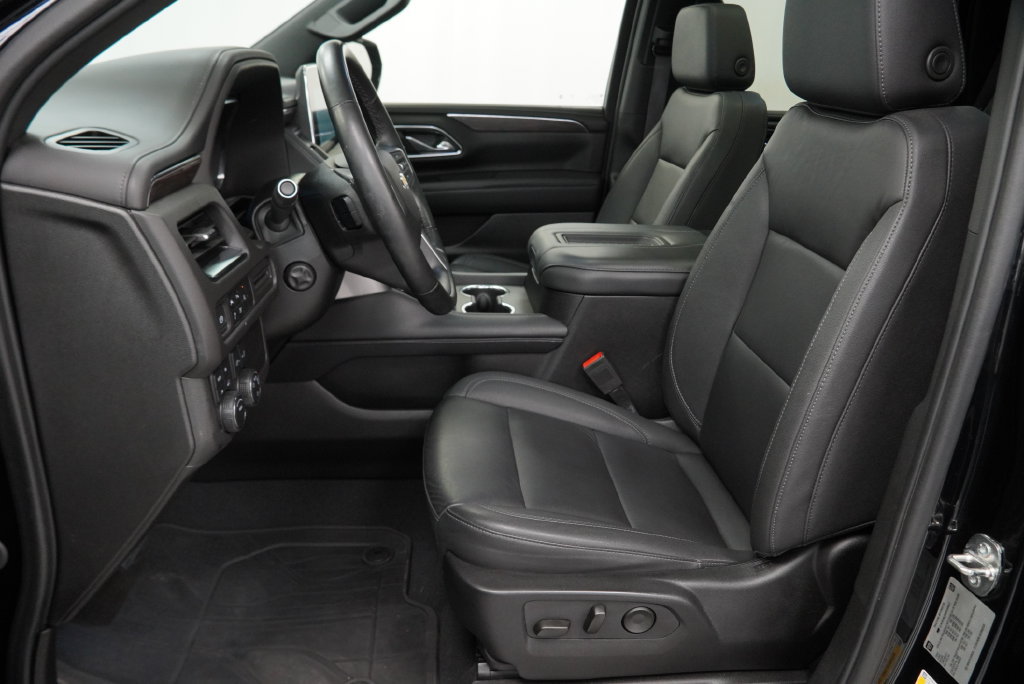 Used 2024 Chevrolet Tahoe LT w/ LT Signature Plus Package AWD/4WD image 4