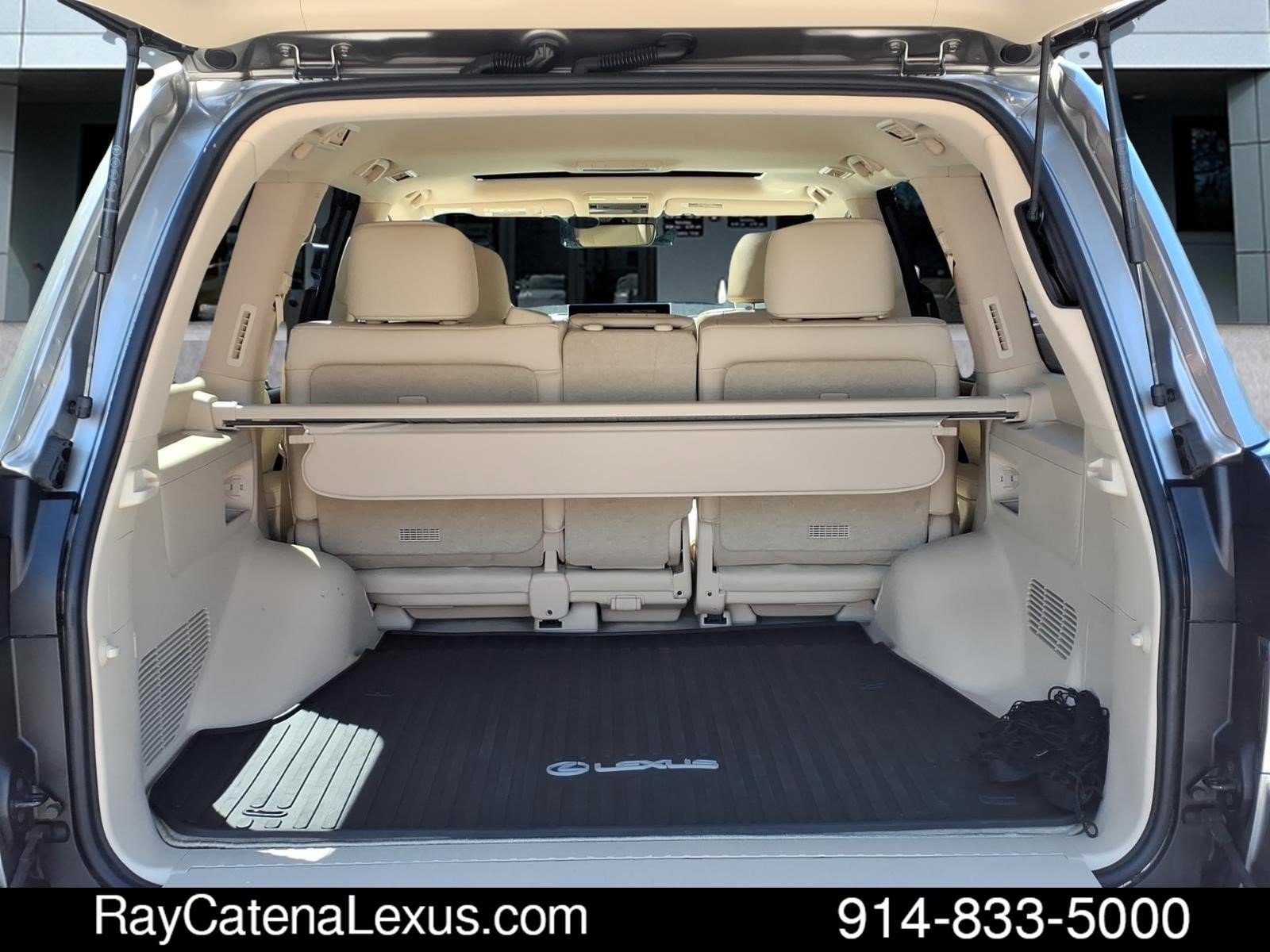Certified 2021 Lexus LX 570 4WD w/ Luxury Package image 19