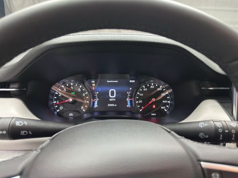 Used 2025 Jeep Compass Limited AWD/4WD image 10