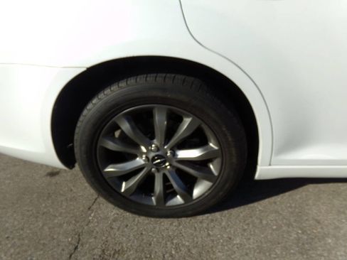 Used 2014 Chrysler 300 S image 36