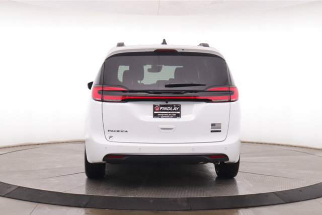 New 2027 Chrysler Pacifica Select FWD image 11