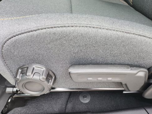 New 2025 Jeep Gladiator Willys image 15