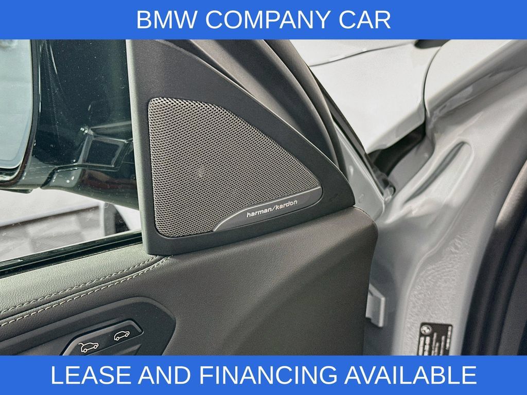 Used 2027 BMW X6 M60i AWD/4WD image 23