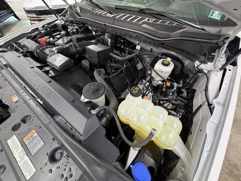 Used 2020 Ford F350 Lariat w/ Chrome Package image 50