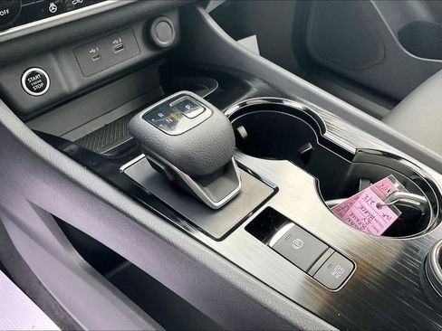 Used 2023 Nissan Rogue SV w/ SV Premium B Package image 16