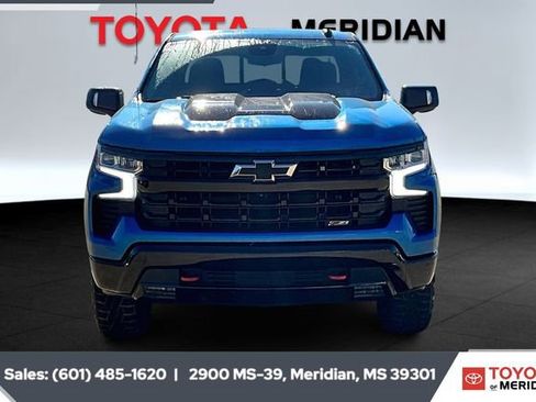 Used 2022 Chevrolet Silverado 1500 LT Trail Boss w/ LT Trail Boss Premium Package image 3