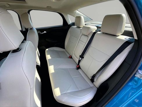 Used 2015 Ford Focus Titanium image 26