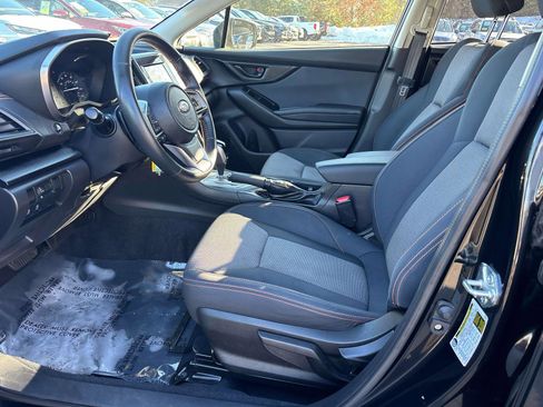 Used 2023 Subaru Crosstrek 2.0i Premium image 9