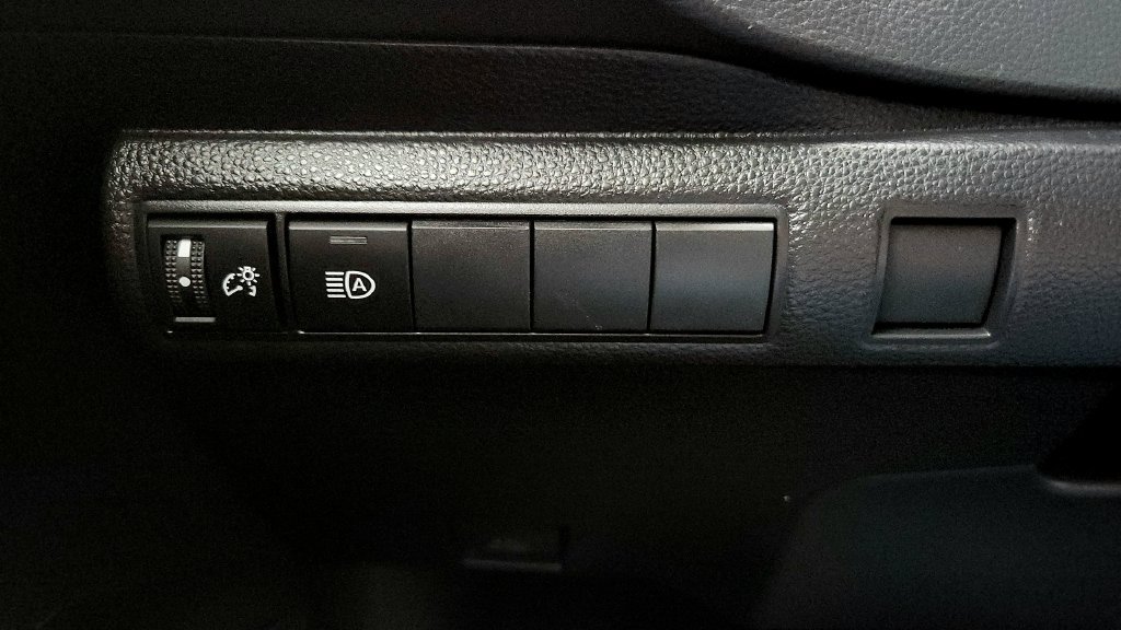 Certified 2023 Toyota Corolla LE FWD image 32