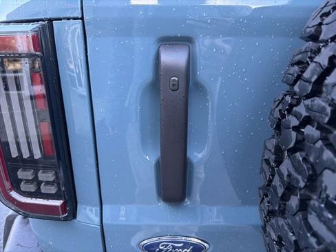 Used 2023 Ford Bronco Big Bend image 9