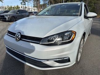 Used 2019 Volkswagen Golf SE video 1