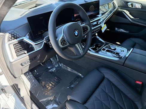 New 2026 BMW X7 xDrive40i w/ M Sport Package image 26