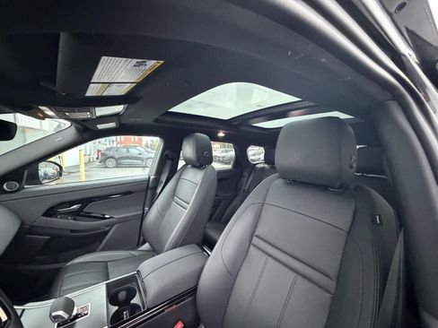 Used 2024 Land Rover Range Rover Evoque Dynamic SE image 17