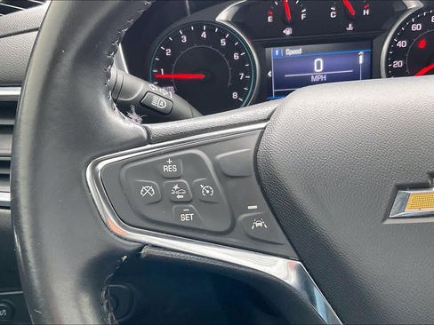 Used 2021 Chevrolet Equinox LT image 23