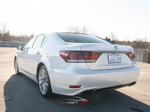 Used 2017 Lexus LS 460 AWD w/ Comfort Package image 5