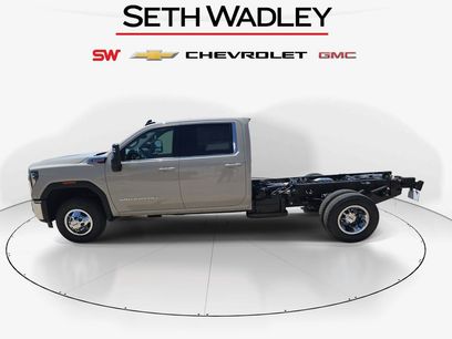 New 2026 GMC Sierra 3500 SLE