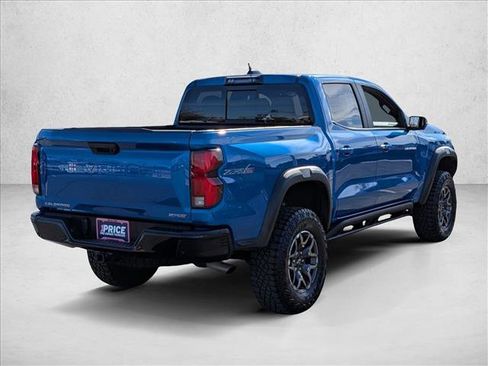 Used 2023 Chevrolet Colorado ZR2 w/ ZR2 Convenience Package III image 5