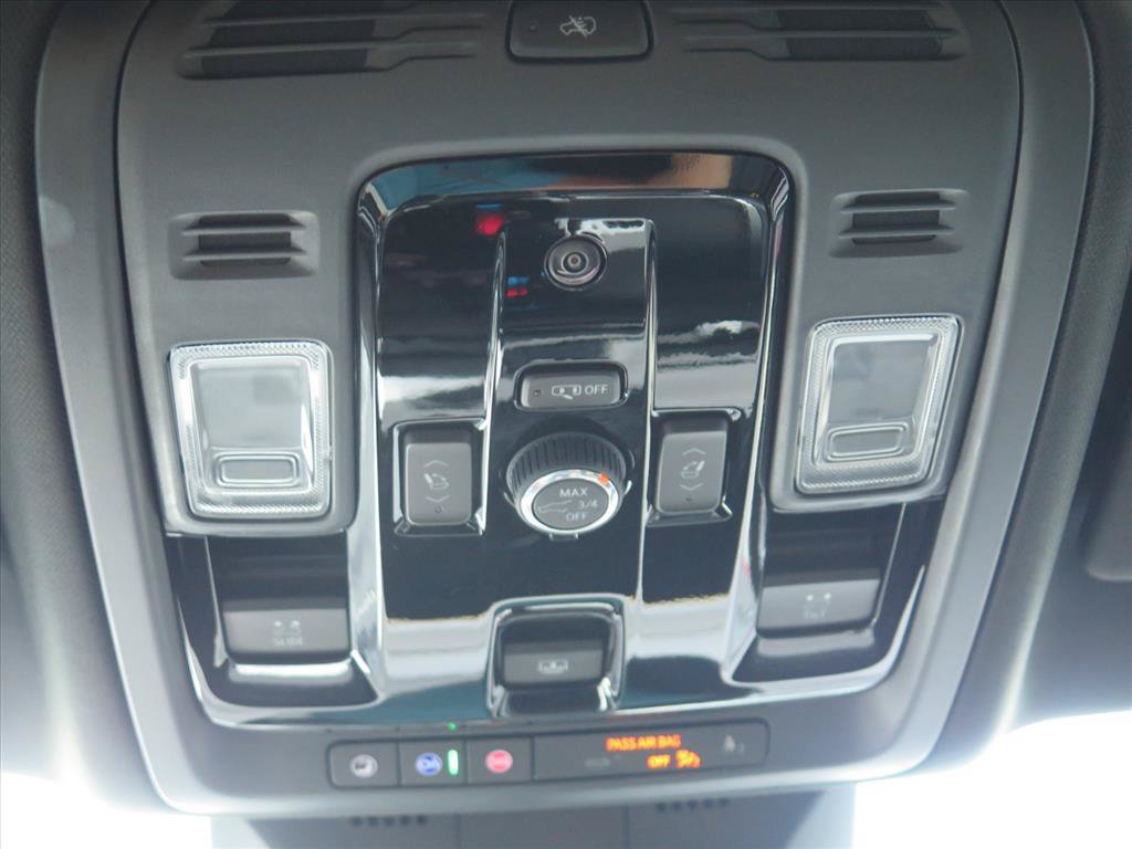 Certified 2025 Cadillac Escalade Sport w/ Touring Package AWD/4WD image 21
